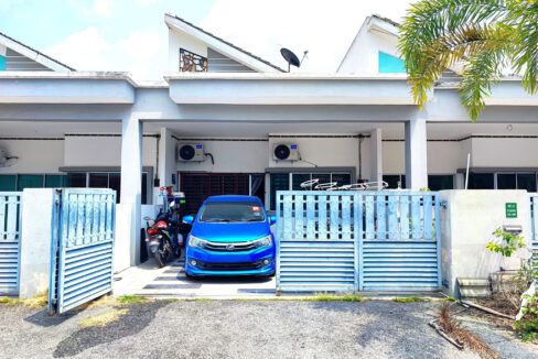 Rumah Teres Setingkat untuk dijual di Taman Pusing Delima, Pusing, Perak.