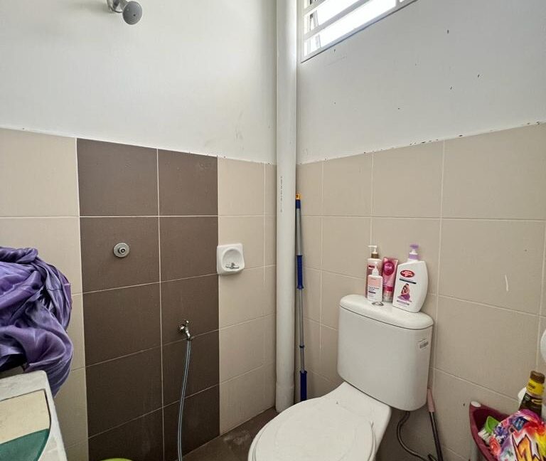 CORNER-LOT-FREEHOLD-Taman-Meru-Perdana-2-Ipoh-Perak-For-SALE-16