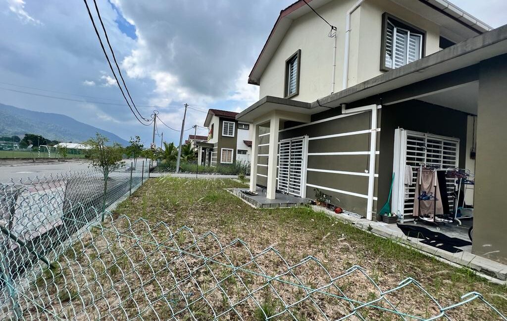 CORNER-LOT-FREEHOLD-Taman-Meru-Perdana-2-Ipoh-Perak-For-SALE-5