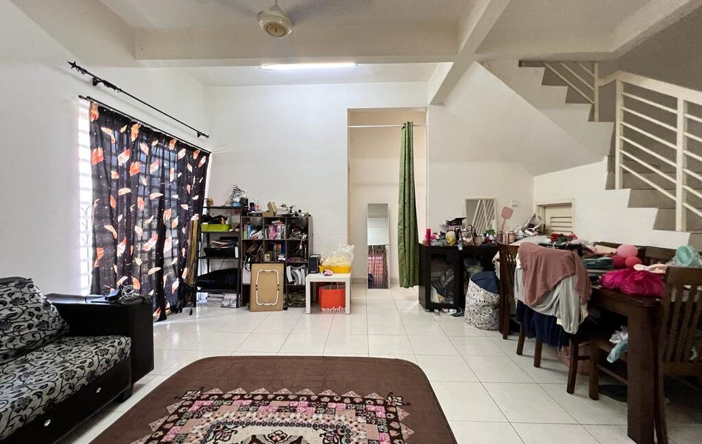 CORNER-LOT-FREEHOLD-Taman-Meru-Perdana-2-Ipoh-Perak-For-SALE-7