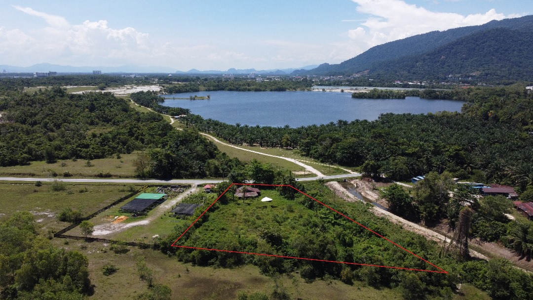 TANAH PERTANIAN UNTUK DIJUAL DI JALAN TRONOH MINES, KAMPAR