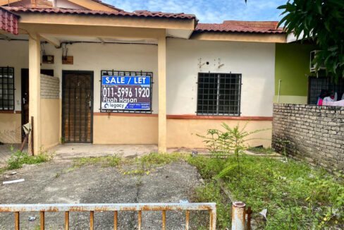 Rumah kos rendah untuk di jual di Bandar Seri Iskandar.