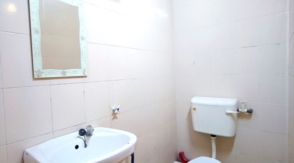 rumahuntukdijual-halamanmerupermai-06