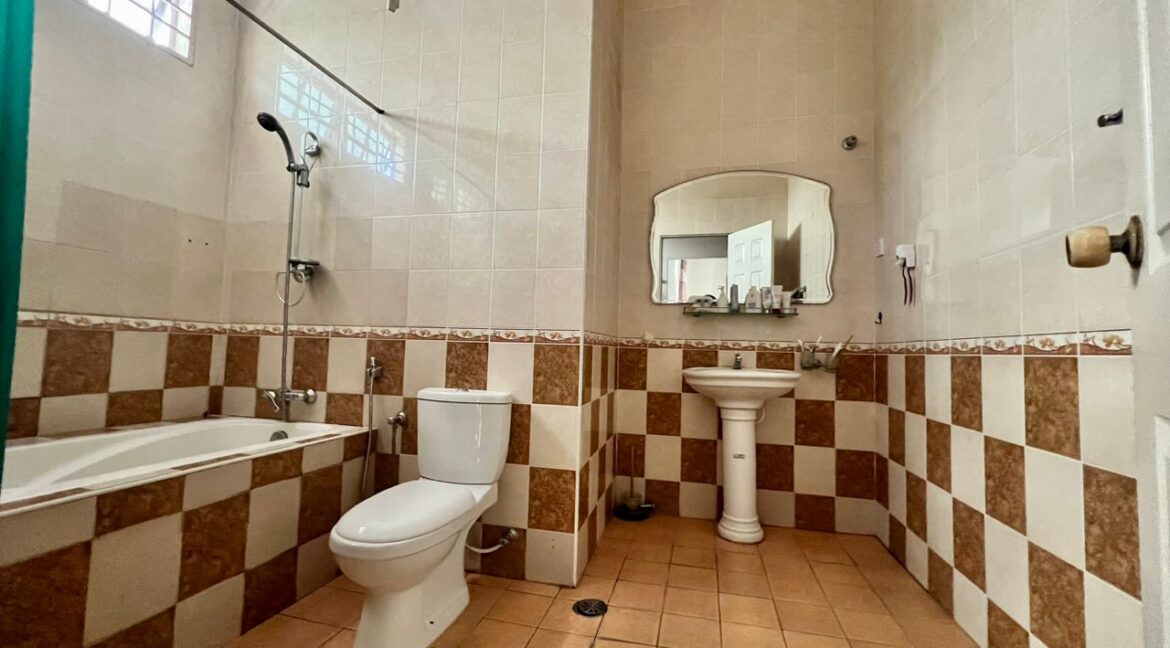 rumahuntukdijual-taiping-06