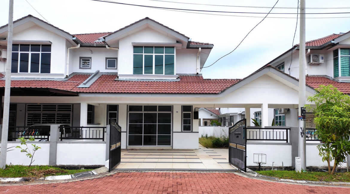 Rumah untuk Dijual di Perak