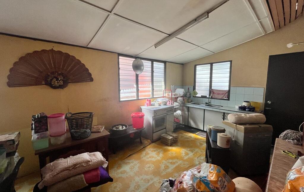 tmn-maju-rapat-rumah-untuk-dijual-15