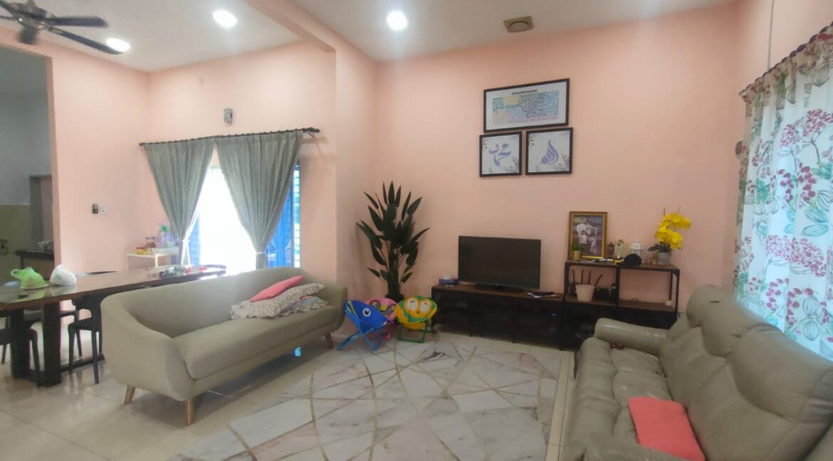 Freehold-Corner-Lot-Banglo-Taman-Lekir-Bestari-Lekir-Perak-7