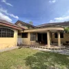 Banglo Untuk Dijual di Desa Perwira