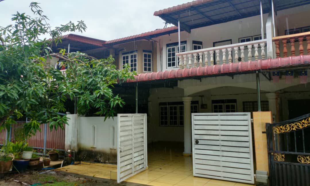 Rumah Teres 2 Tingkat untuk dijual di Manjung Point 1
