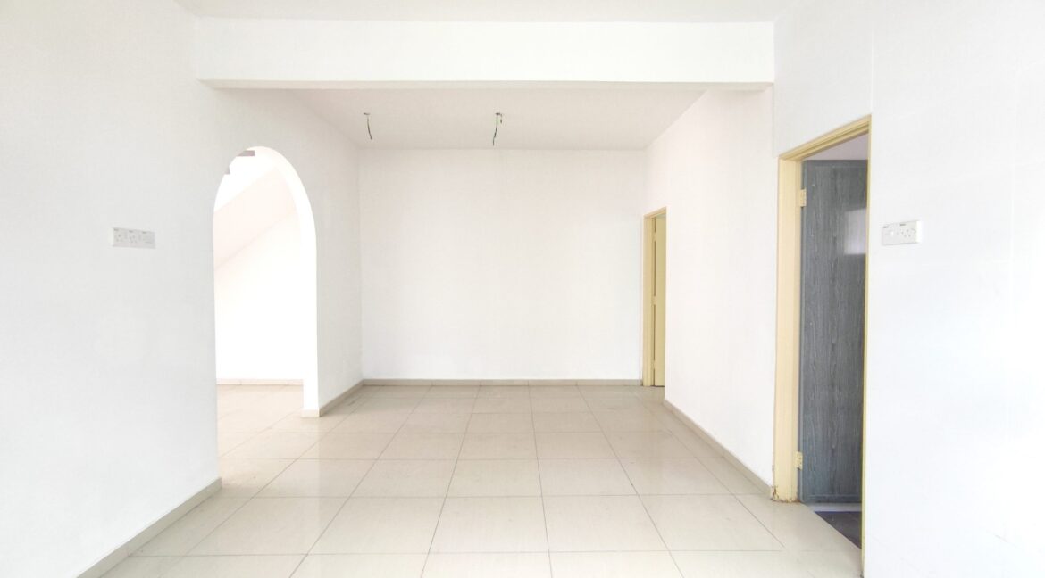 rumahuntukdijualdimanjung-ejenhartanahperak-02