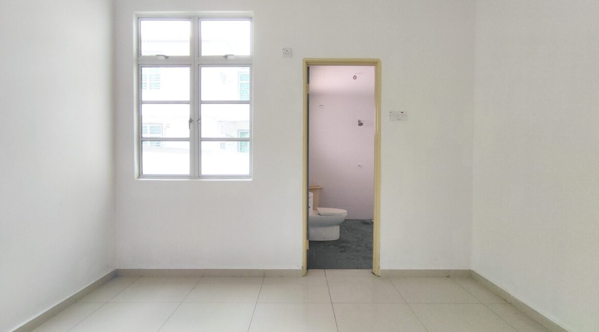 rumahuntukdijualdimanjung-ejenhartanahperak-03