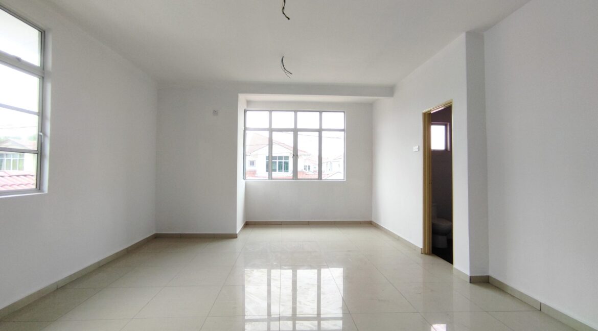 rumahuntukdijualdimanjung-ejenhartanahperak-07