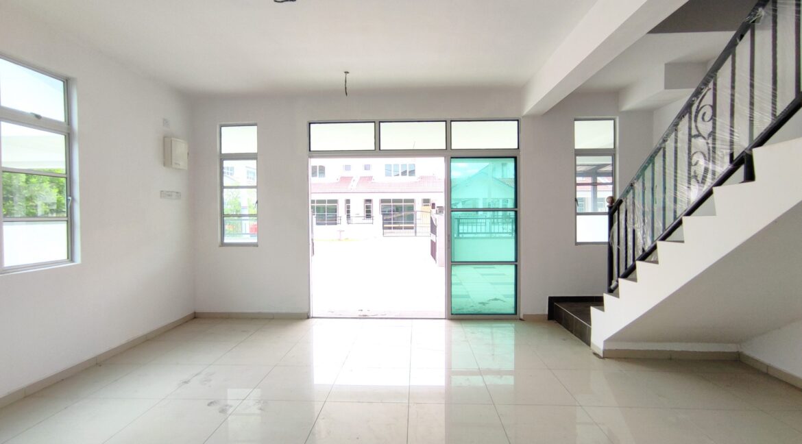 rumahuntukdijualdimanjung-ejenhartanahperak-21