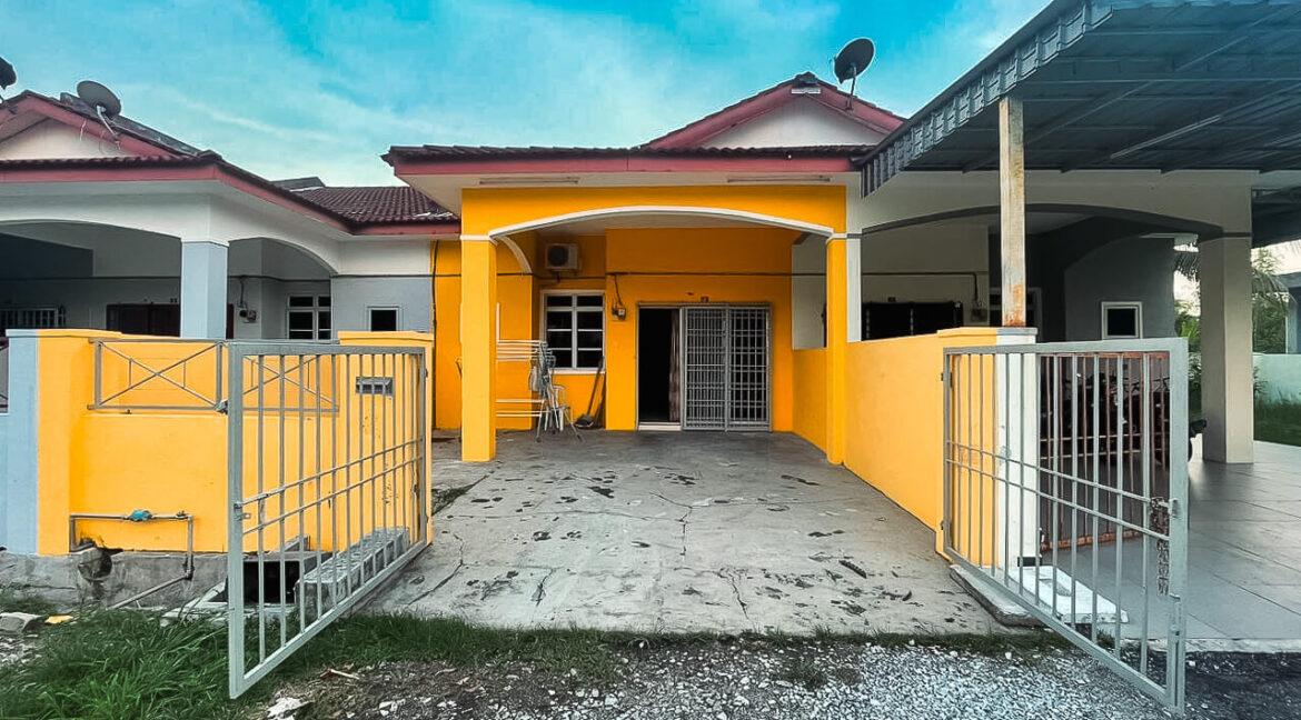 Homestay untuk dijual di Bidor, Perak.