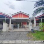 Rumah Setingkat Untuk Dijual Di Lakeville, Seri Iskandar