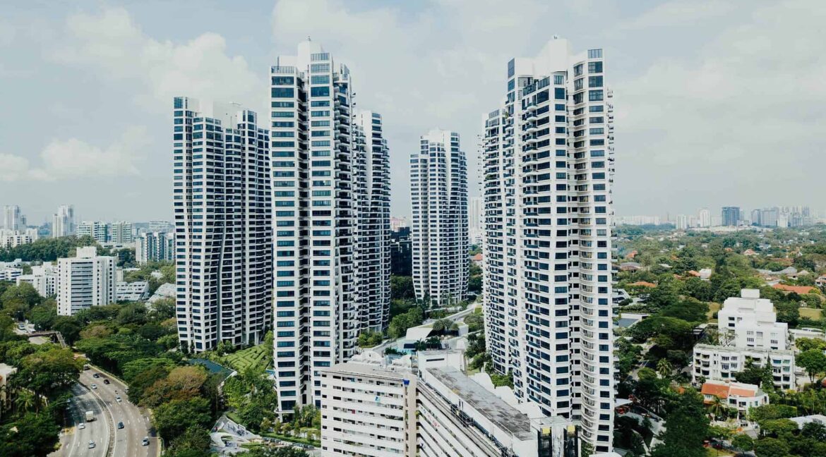 hak milik strata title