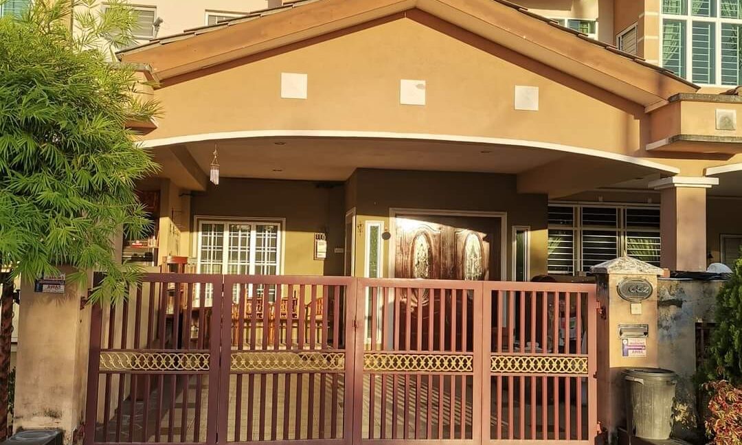 Teres 2 Tingkat untuk dijual di Taman Juta Intan 2, Teluk Intan