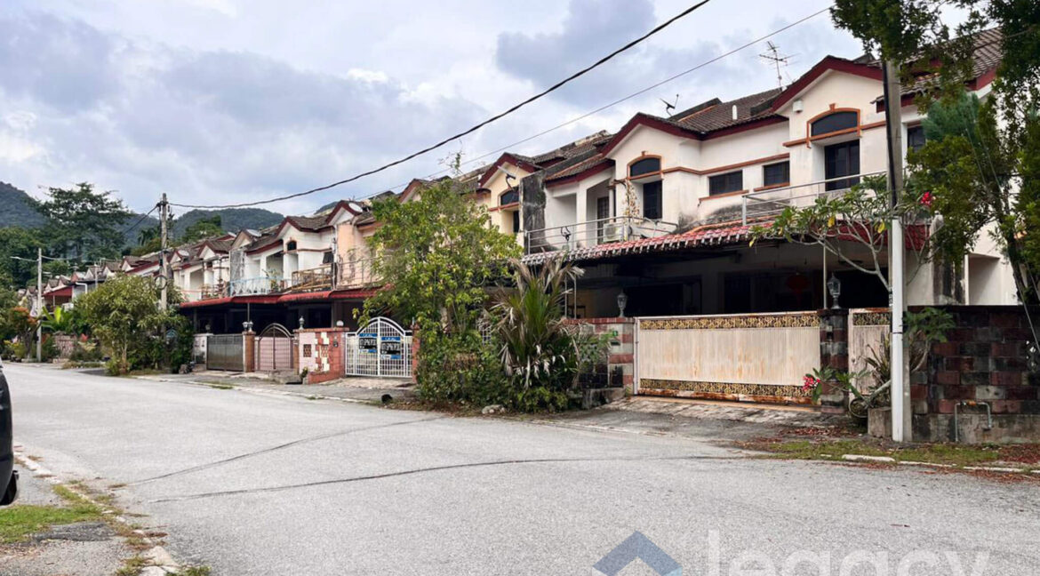 teres-2-tingkat-untuk-dijual-di-taman-rimba-tambun-02