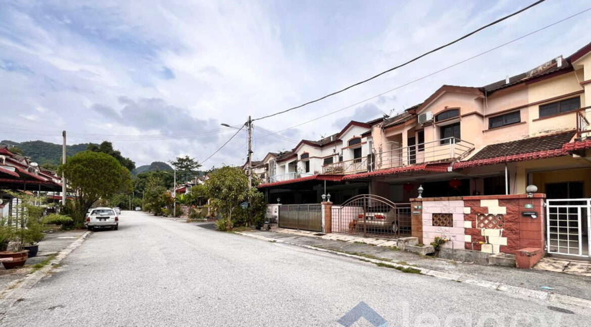 teres-2-tingkat-untuk-dijual-di-taman-rimba-tambun-03