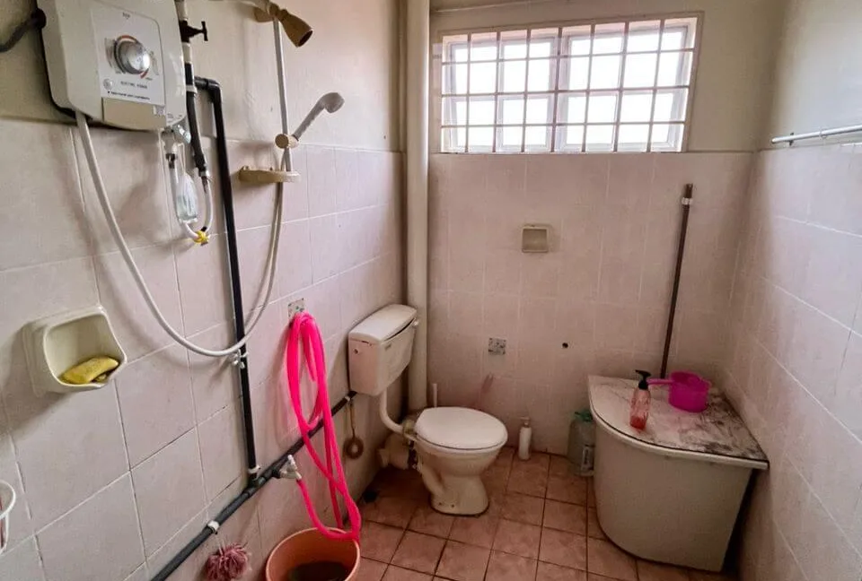 teres-dua-tingkat-untuk-dijual-di-tanjong-malim-02