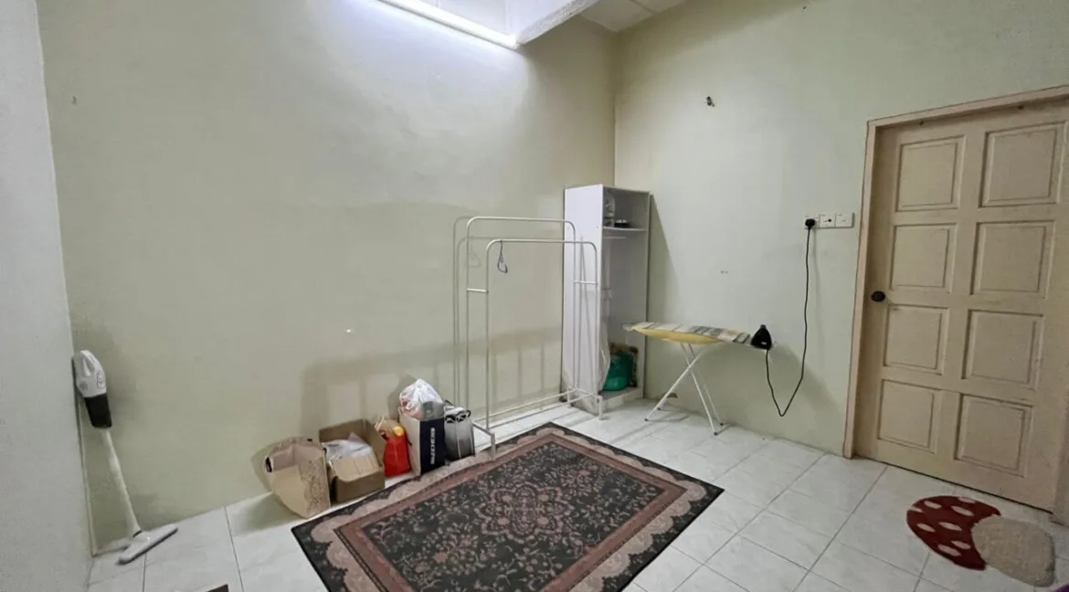 teres-dua-tingkat-untuk-dijual-di-tanjong-malim-03