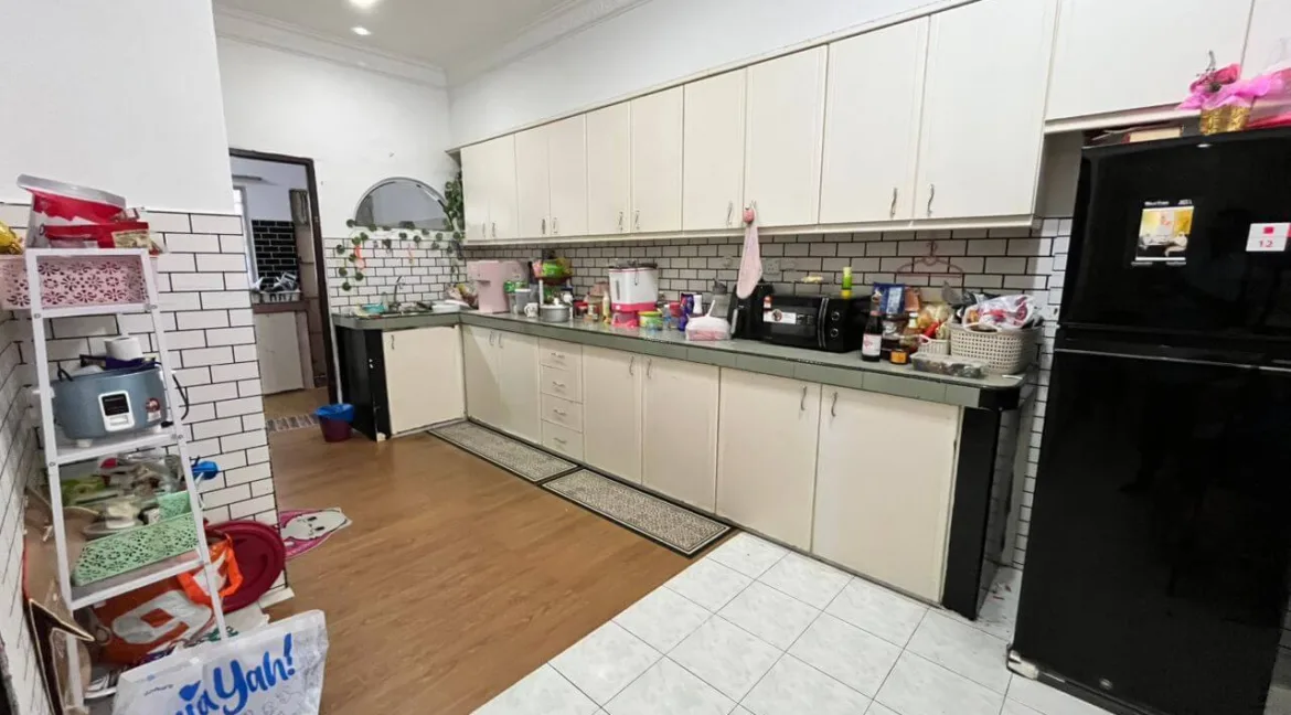 teres-dua-tingkat-untuk-dijual-di-tanjong-malim-09