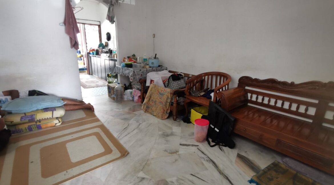 RumahUntukDijualIpoh-KampungCempakaSari-0005