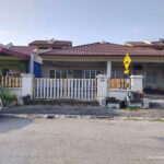 Teres Setingkat Untuk Dijual Di Taman Kinding Raya, Tanjung Rambutan, Perak.