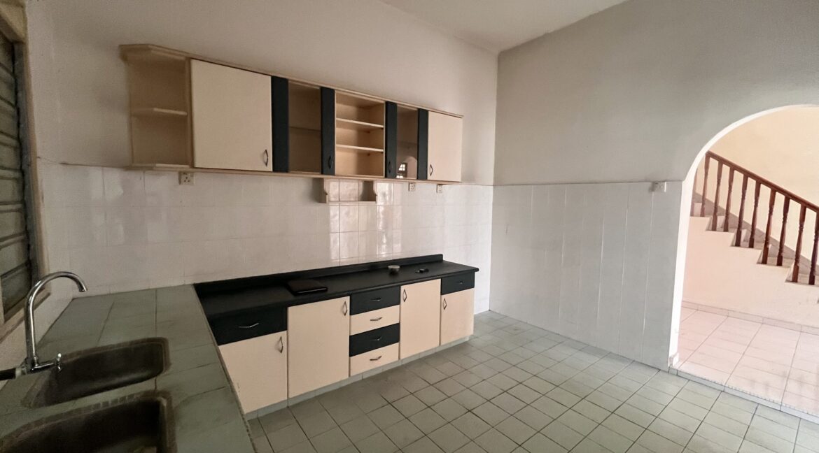 cornerlot-rumahuntukdijualipoh-tamanpinjimewah-22