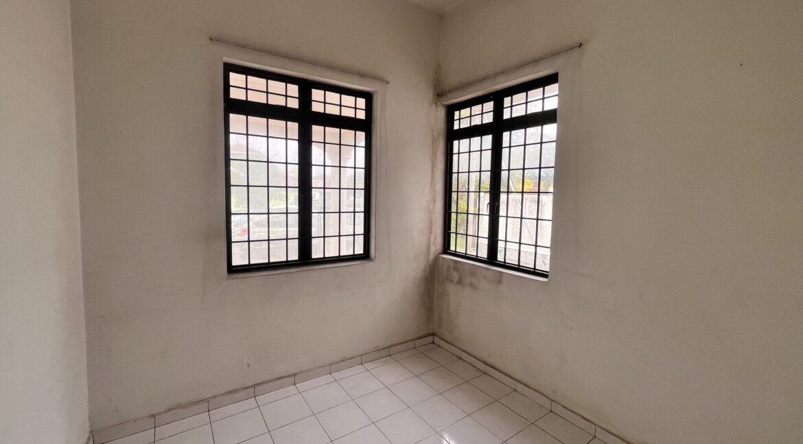 cornerlot-rumahuntukdijualipoh-tamanpinjimewah-26