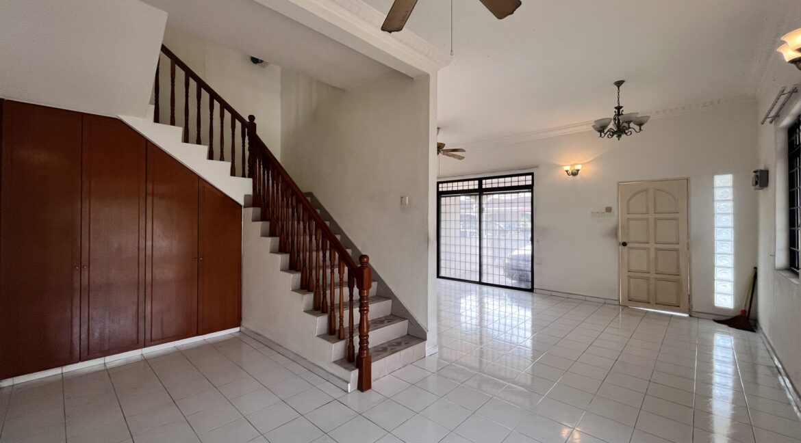 cornerlot-rumahuntukdijualipoh-tamanpinjimewah-28