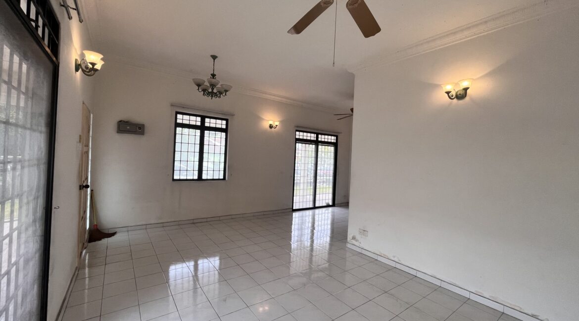 cornerlot-rumahuntukdijualipoh-tamanpinjimewah-31