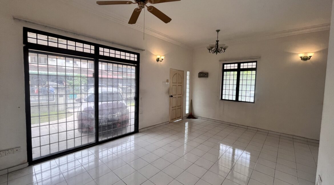 cornerlot-rumahuntukdijualipoh-tamanpinjimewah-32