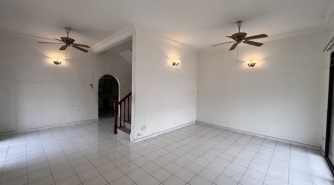 cornerlot-rumahuntukdijualipoh-tamanpinjimewah-33