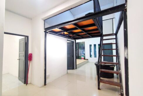 Rumah Teres Setingkat untuk dijual di Desa Impiam Bercham