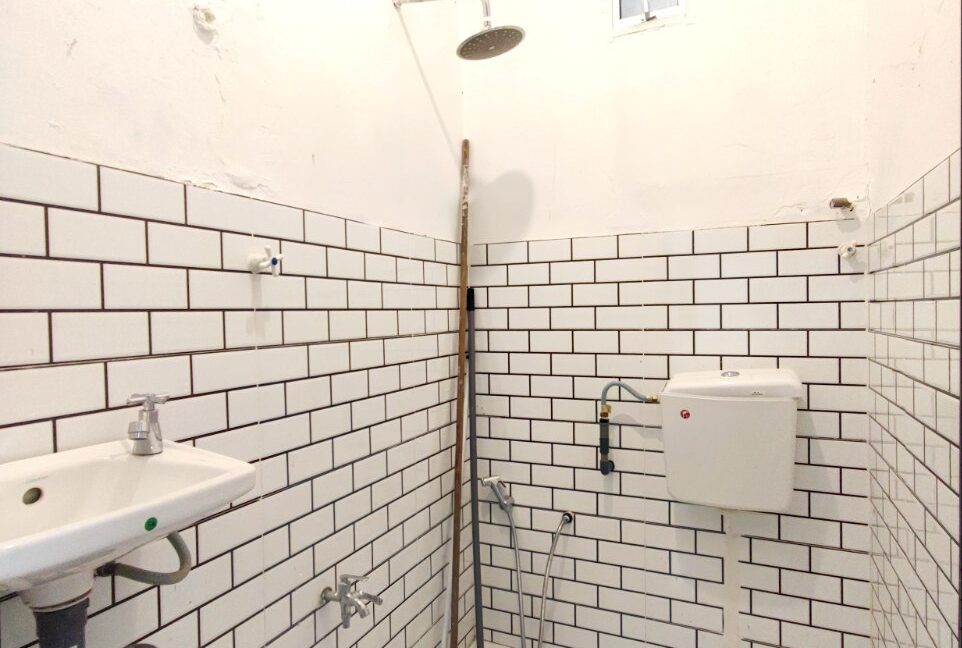 rumah-teres-setingkat-untuk-di-jual-di-desa-impiam-bercham-ipoh-17