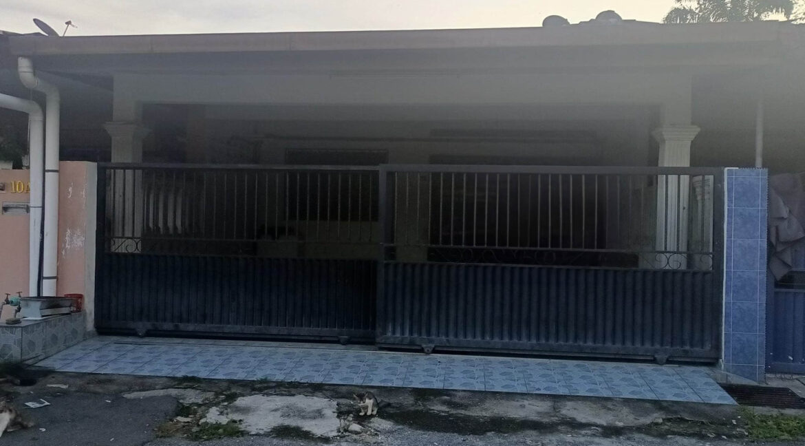 Rumah Teres Setingkat untuk dijual di Tanjung Rambutan