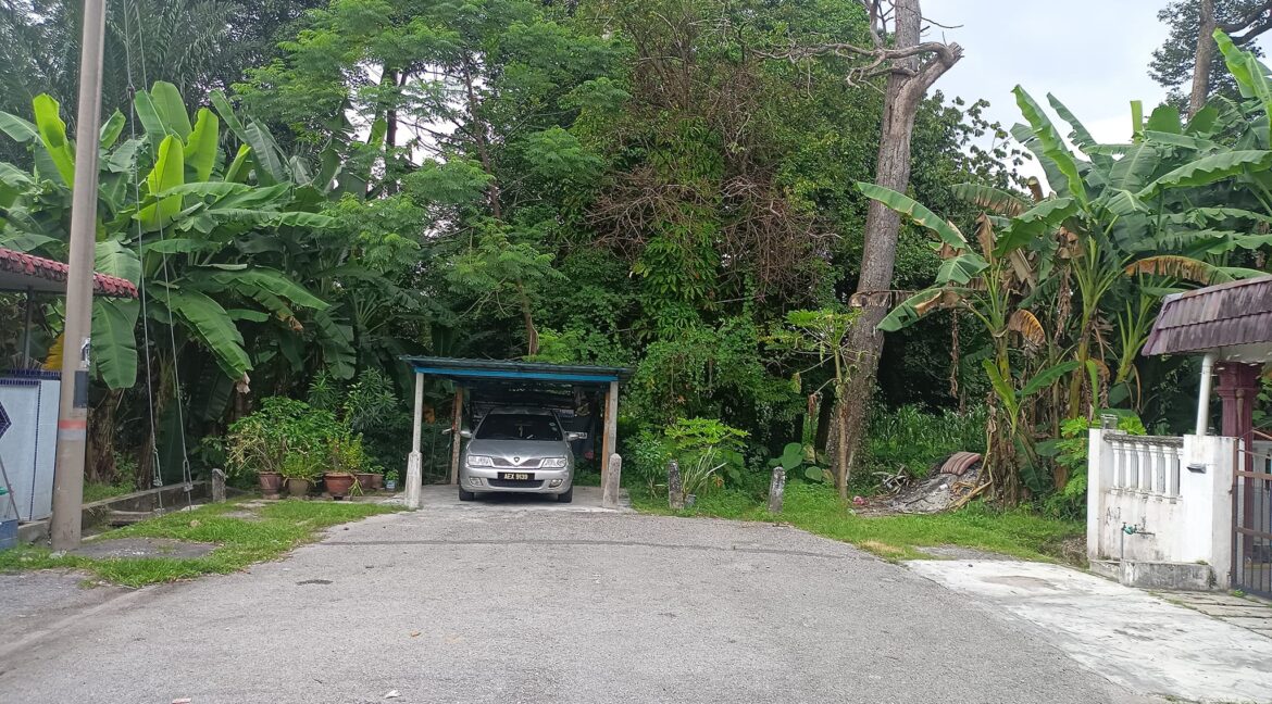 RumahTeresSetingkat-untukdijual-Tanjung-Rambutan-03