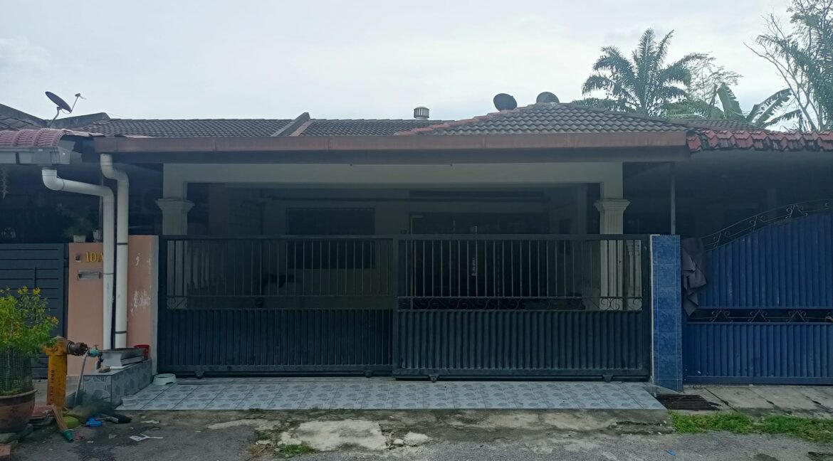 RumahTeresSetingkat-untukdijual-Tanjung-Rambutan-05