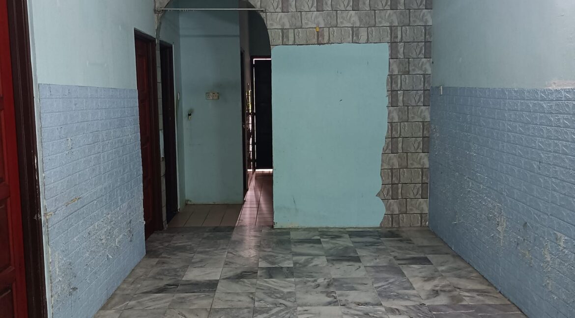 RumahTeresSetingkat-untukdijual-Tanjung-Rambutan-06