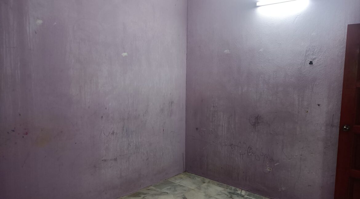 RumahTeresSetingkat-untukdijual-Tanjung-Rambutan-09