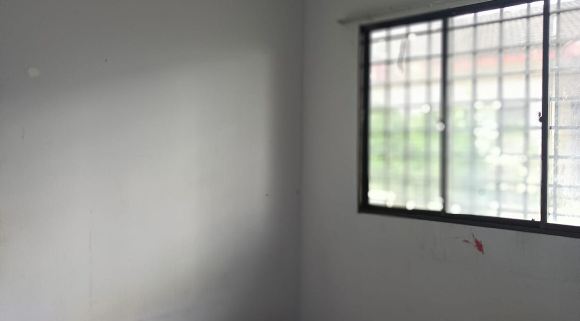 RumahTeresSetingkat-untukdijual-Tanjung-Rambutan-14