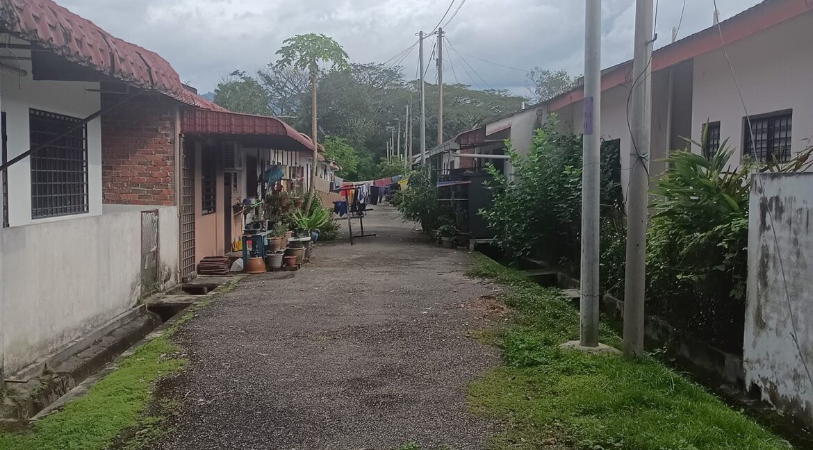 RumahTeresSetingkat-untukdijual-Tanjung-Rambutan-22