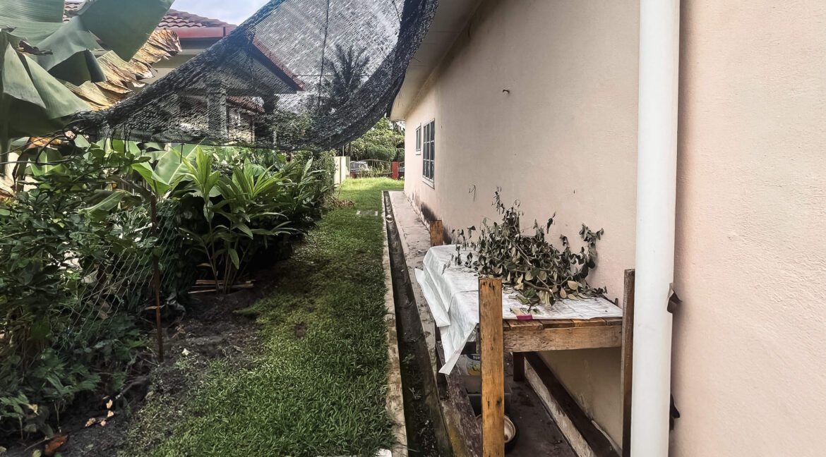 BungalowTamanCheporIndah-EjenHartanahPerak-08