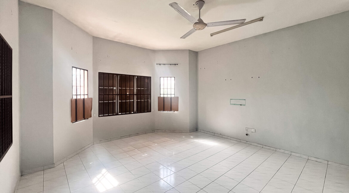 BungalowTamanCheporIndah-EjenHartanahPerak-11