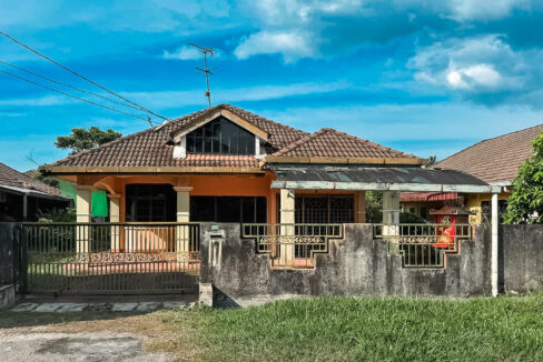 Rumah Teres Setingkat untuk dijual di Taman Seri Desa, Tanah Hitam, Chemor, Perak.