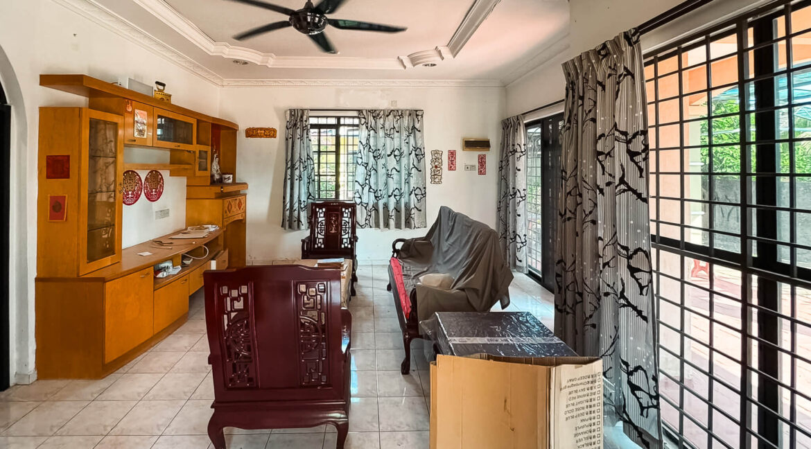 RumahUntukDijual-TamanSeriDesaTanahHitamChemor-EjenHartanahPerak-03