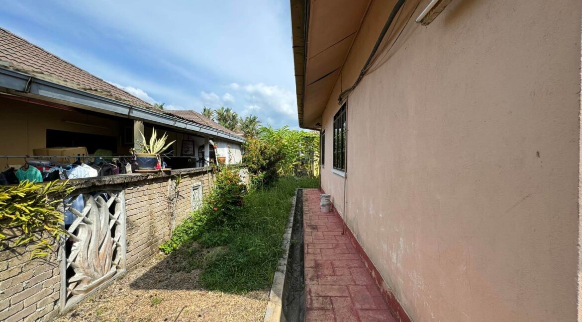 RumahUntukDijual-TamanSeriDesaTanahHitamChemor-EjenHartanahPerak-24
