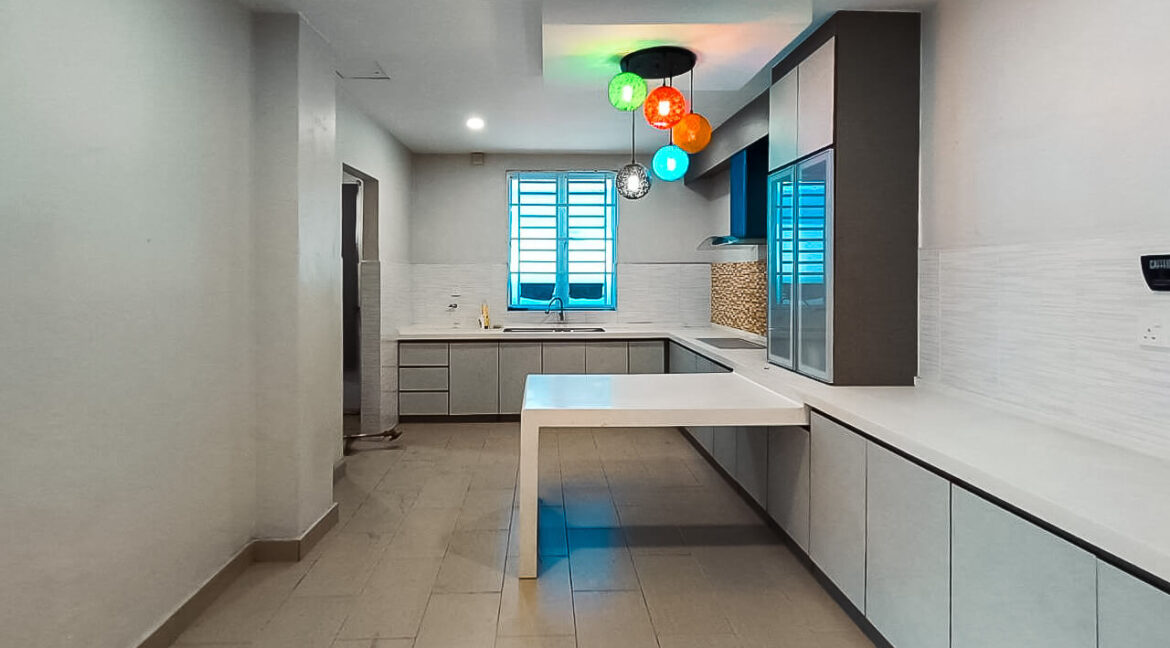 corner-lot-teres-2-tingkat-meru-perdana-untuk-dijual-10