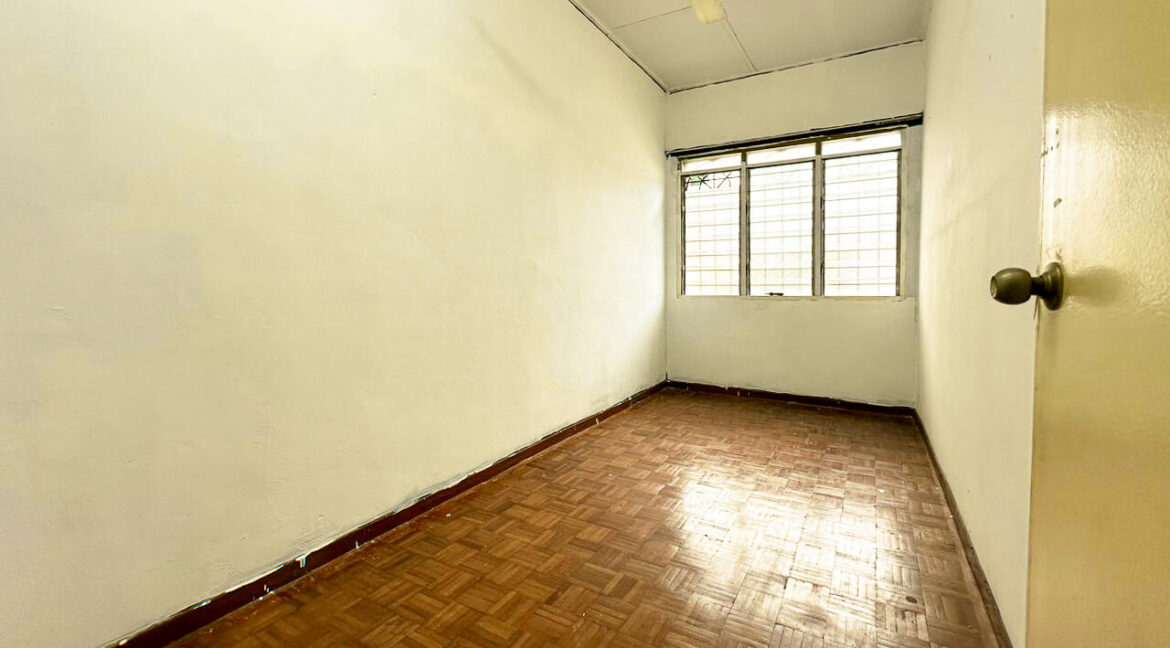 teres-2-tingkat-halaman-ampang-mewah-untuk-dijual-09